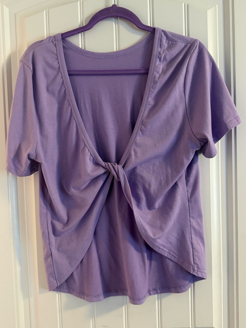 Women's Lavender Twist-back Short Sleeve Top